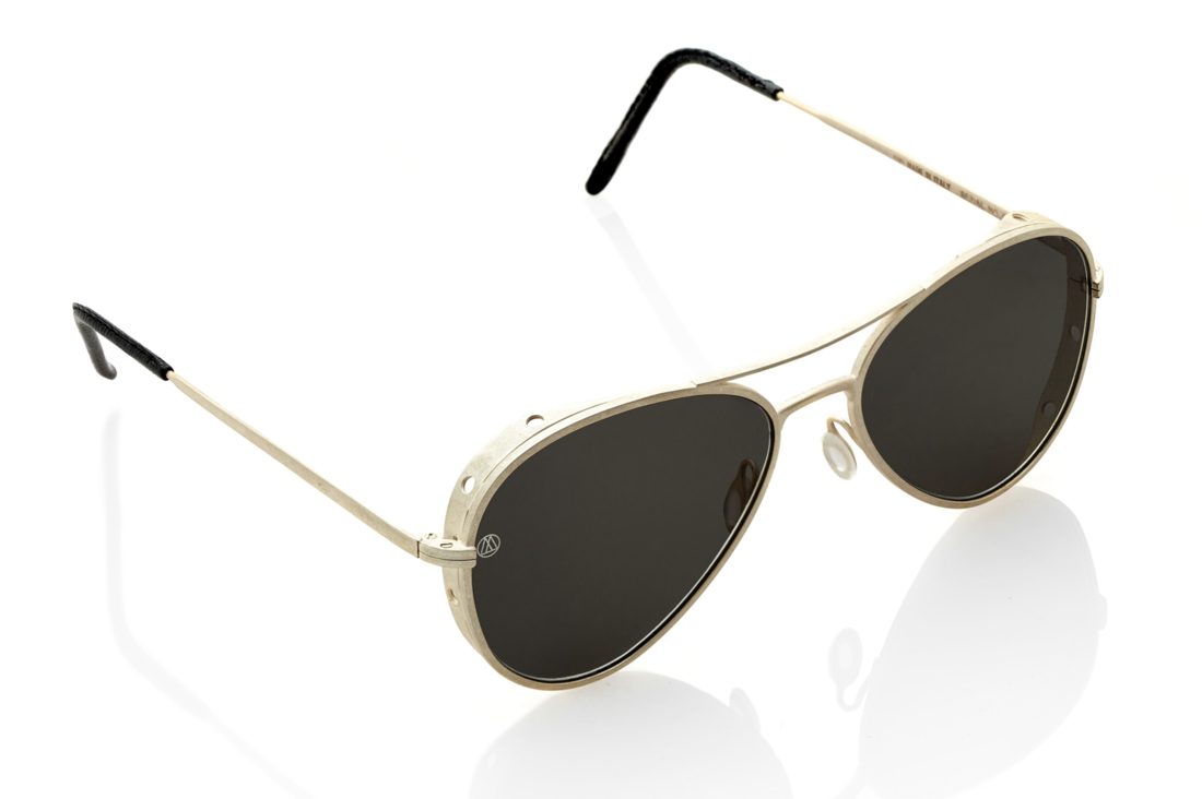 8M5 SERIES - SPOILER