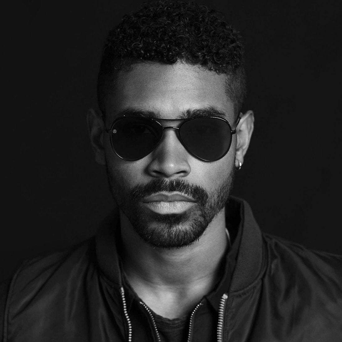 8M5 SERIES - SPOILER